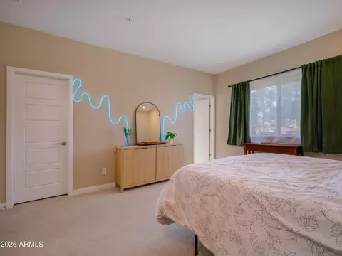 Bedroom - 2170 W Harmont Dr, Phoenix, AZ 85021 photo 1 of 5
