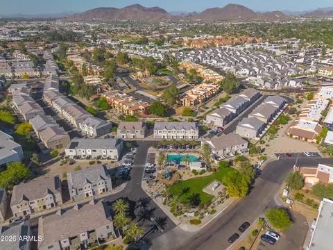 View/Area - 2170 W Harmont Dr, Phoenix, AZ 85021 photo 2 of 2