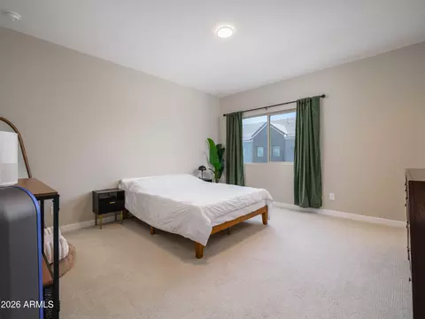 Bedroom - 2170 W Harmont Dr, Phoenix, AZ 85021 photo 4 of 5
