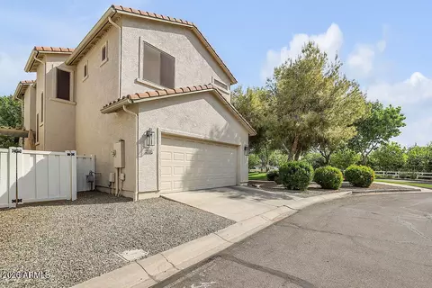 Exterior - 3116 E Tamarisk St, Gilbert, AZ 85296 photo 5 of 8