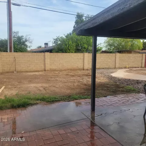 Exterior - 3232 W Marshall Ave, Phoenix, AZ 85017 photo 3 of 6