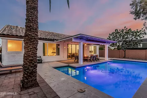 Exterior - 3438 N 30th St, Phoenix, AZ 85016 photo 6 of 7