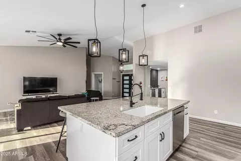 Kitchen - 3438 N 30th St, Phoenix, AZ 85016 photo 4 of 4