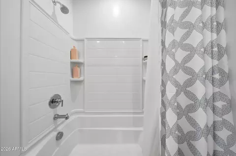 Bath - 4064 E Catclaw St, Gilbert, AZ 85296 photo 3 of 4