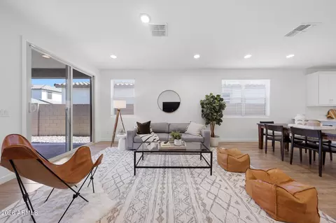 Living - 4064 E Catclaw St, Gilbert, AZ 85296 photo 2 of 2