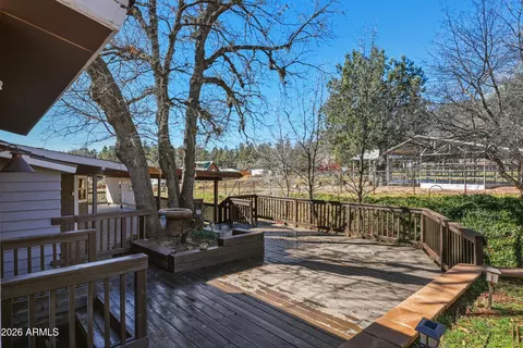 Exterior - 6475 W Pine Cone Trl, Pine, AZ 85544 photo 7 of 10