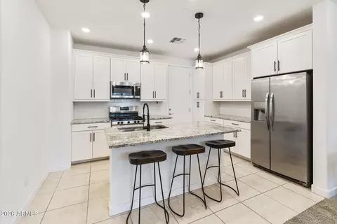 4077 S Sabrina Dr #109, Chandler, AZ 85248