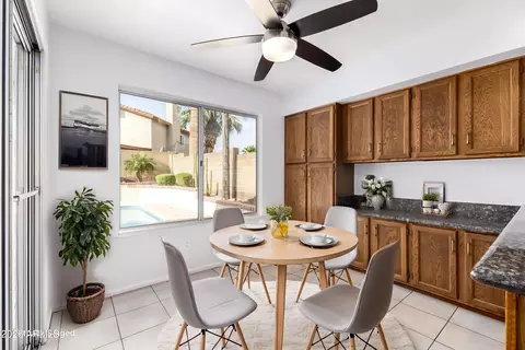 2010 E Sheena Dr, Phoenix, AZ 85022 photo 10