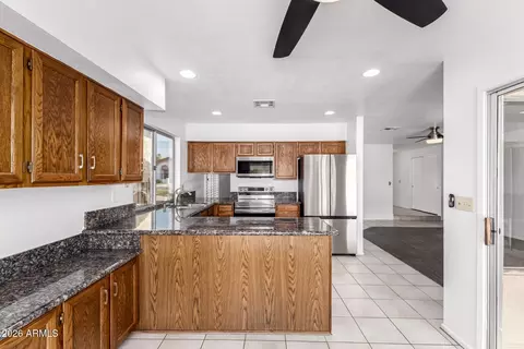 2010 E Sheena Dr, Phoenix, AZ 85022 photo 16
