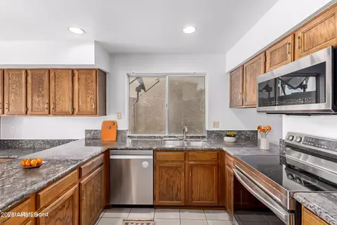 2010 E Sheena Dr, Phoenix, AZ 85022 photo 12