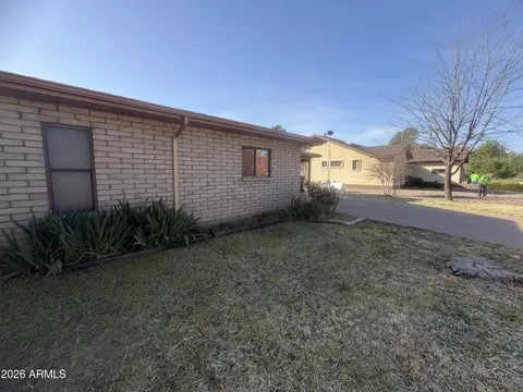 3255 E Rimrock Dr, Rimrock, AZ 86335