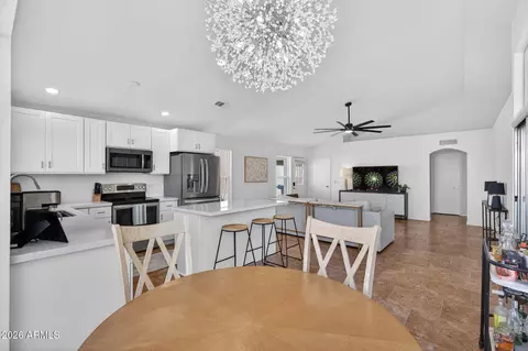 814 E Manor Dr, Chandler, AZ 85225