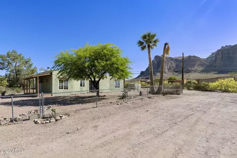 5578 E Jacob Waltz St, Apache Junction, AZ 85119