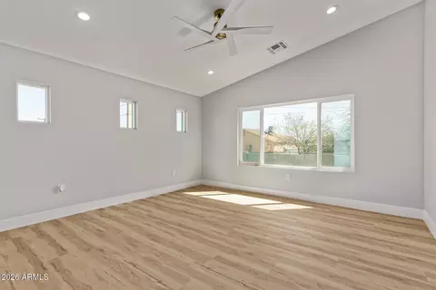 Living - 1645 S 29th Ave, Phoenix, AZ 85009 photo 6 of 8