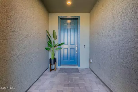 Entry Way - 1087 E Knightsbridge Way, Gilbert, AZ 85297 photo 1 of 6