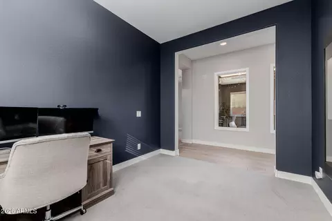 Entry Way - 1087 E Knightsbridge Way, Gilbert, AZ 85297 photo 5 of 6