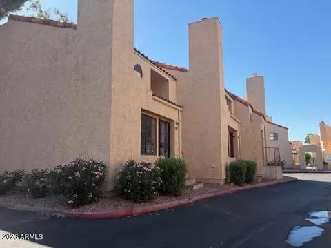 1025 E Highland Ave #32, Phoenix, AZ 85014