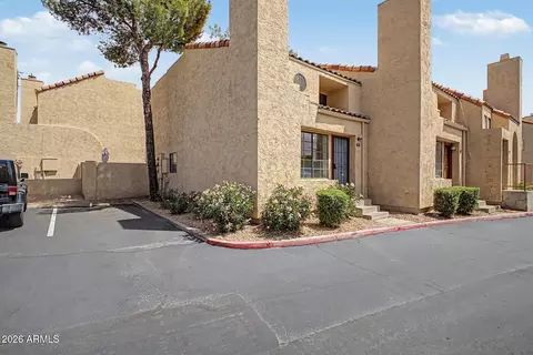 1025 E Highland Ave #32, Phoenix, AZ 85014