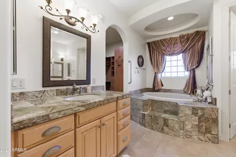 Bath - 3655 W Dynamite Blvd, Phoenix, AZ 85083 photo 1 of 6
