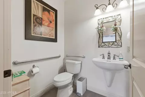 Bath - 3655 W Dynamite Blvd, Phoenix, AZ 85083 photo 6 of 6