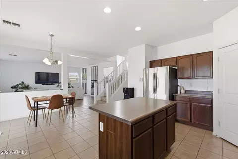 4304 S 70th Ln, Phoenix, AZ 85043 photo 6