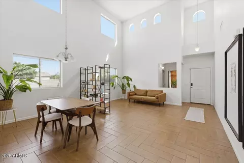 4304 S 70th Ln, Phoenix, AZ 85043 photo 9
