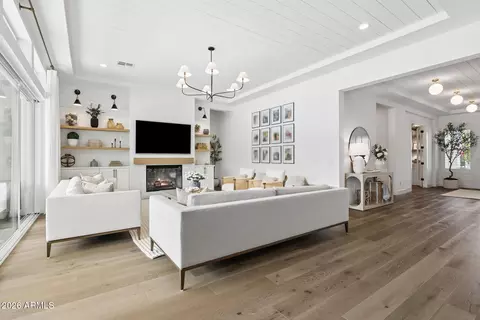 Living - 2633 E Geronimo St, Gilbert, AZ 85295 photo 2 of 4