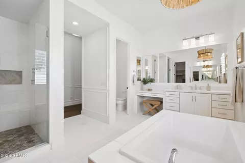 Bath - 2633 E Geronimo St, Gilbert, AZ 85295 photo 6 of 7