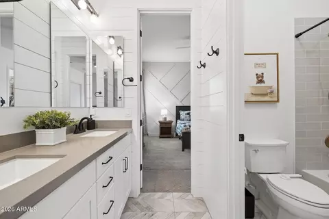 Entry Way - 2633 E Geronimo St, Gilbert, AZ 85295 photo 7 of 10