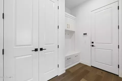 Entry Way - 2633 E Geronimo St, Gilbert, AZ 85295 photo 4 of 10