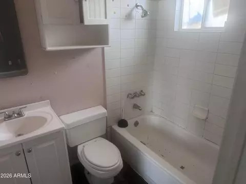 4610 S 8th Pl, Phoenix, AZ 85040 photo 5