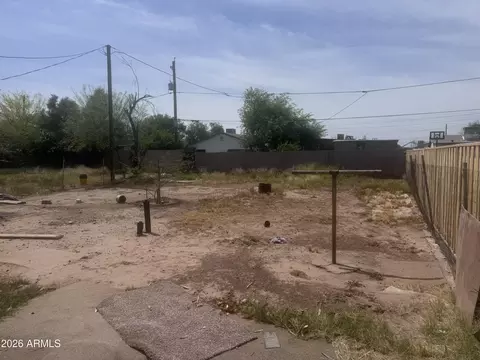 4610 S 8th Pl, Phoenix, AZ 85040 photo 6