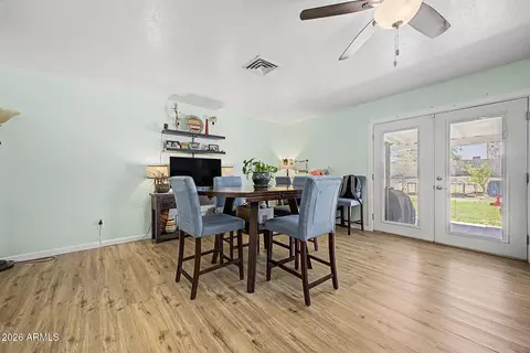 4723 E Carter Dr, Phoenix, AZ 85042 photo 8