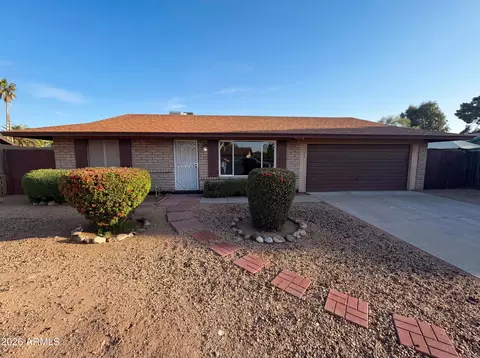 5528 W Greenbriar Dr, Glendale, AZ 85308