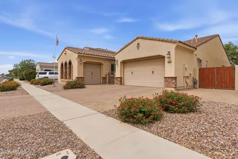 2916 E Blue Sage Rd, Gilbert, AZ 85297 photo 3