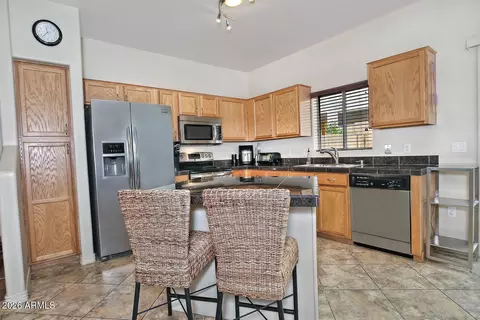 Kitchen - 2150 E Bell Rd #1069, Phoenix, AZ 85022 photo 2 of 4