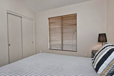 Bedroom - 2150 E Bell Rd #1069, Phoenix, AZ 85022 photo 4 of 6