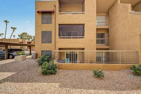 Exterior - 2625 E Indian School Rd #222, Phoenix, AZ 85016 photo 2 of 3