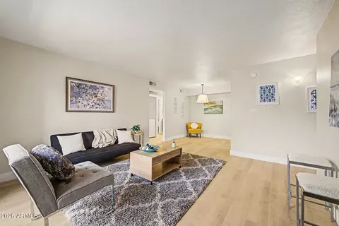 Living - 2625 E Indian School Rd #222, Phoenix, AZ 85016 photo 3 of 3