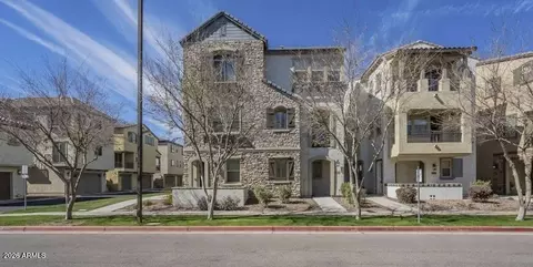 2673 S Balsam Dr, Gilbert, AZ 85295