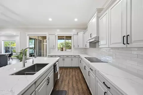 Kitchen - 862 E Hampton Ln, Gilbert, AZ 85295 photo 2 of 2