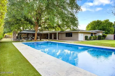 Exterior - 150 E Wagon Wheel Dr, Phoenix, AZ 85020 photo 5 of 10