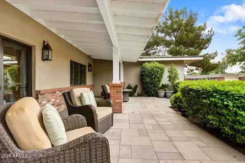 Exterior - 150 E Wagon Wheel Dr, Phoenix, AZ 85020 photo 3 of 10