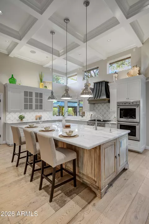 Kitchen - 150 E Wagon Wheel Dr, Phoenix, AZ 85020 photo 6 of 12