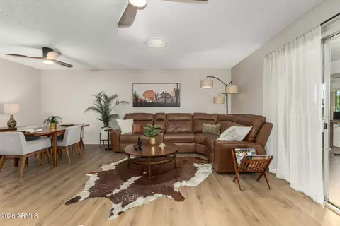 9933 W Mountain View Rd, Sun City, AZ 85351
