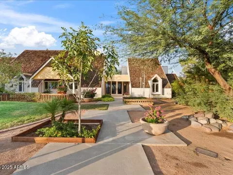 2648 N Ridge Cir, Mesa, AZ 85203
