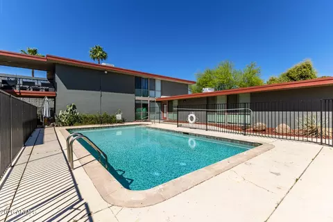 Exterior - 1241 E Medlock Dr #213, Phoenix, AZ 85014 photo 3 of 4