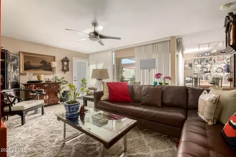 Living - 1241 E Medlock Dr #213, Phoenix, AZ 85014 photo 2 of 2