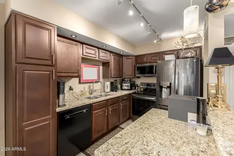 Kitchen - 1241 E Medlock Dr #213, Phoenix, AZ 85014 photo 1 of 2