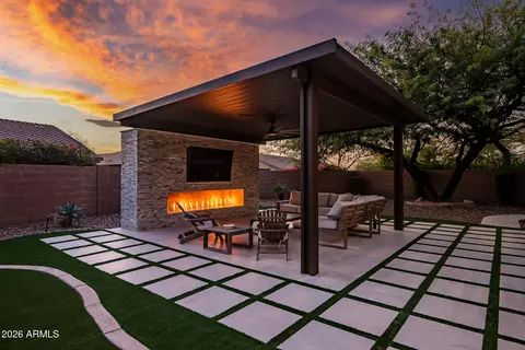 1529 W Laurel Greens Ct, Phoenix, AZ 85086